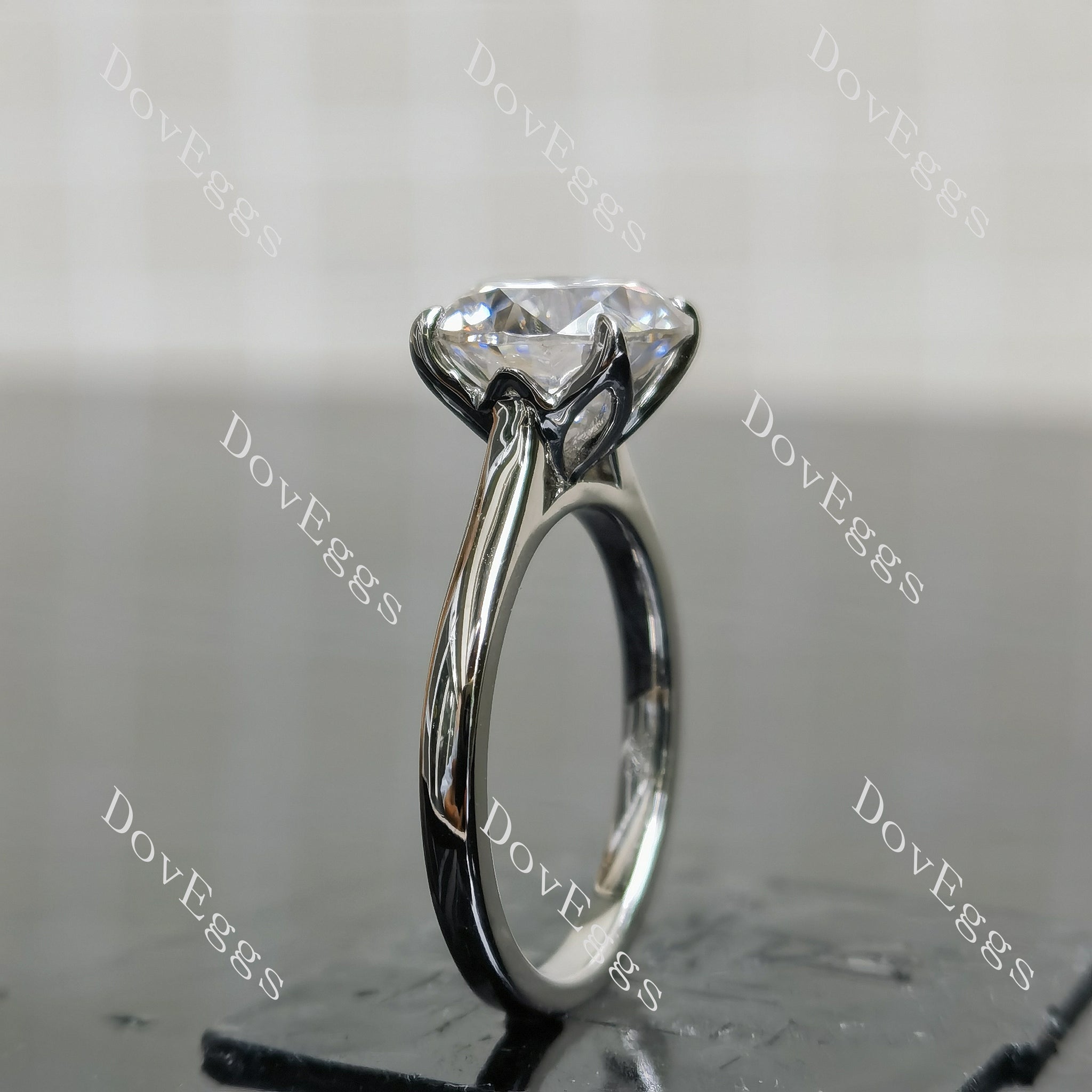 (size 5.5) Doveggs sterling silver 3ct Round moissanite engagement ring