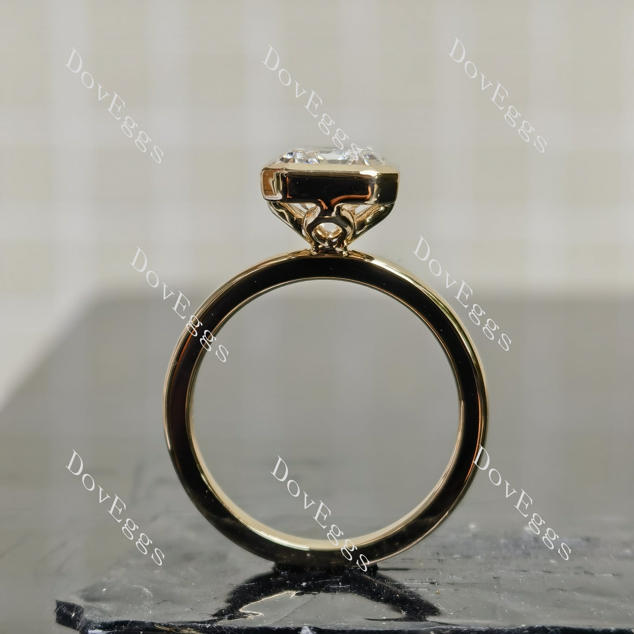 Doveggs Emerald Bezel Solitaire Lab Grown Diamond Engagement Ring
