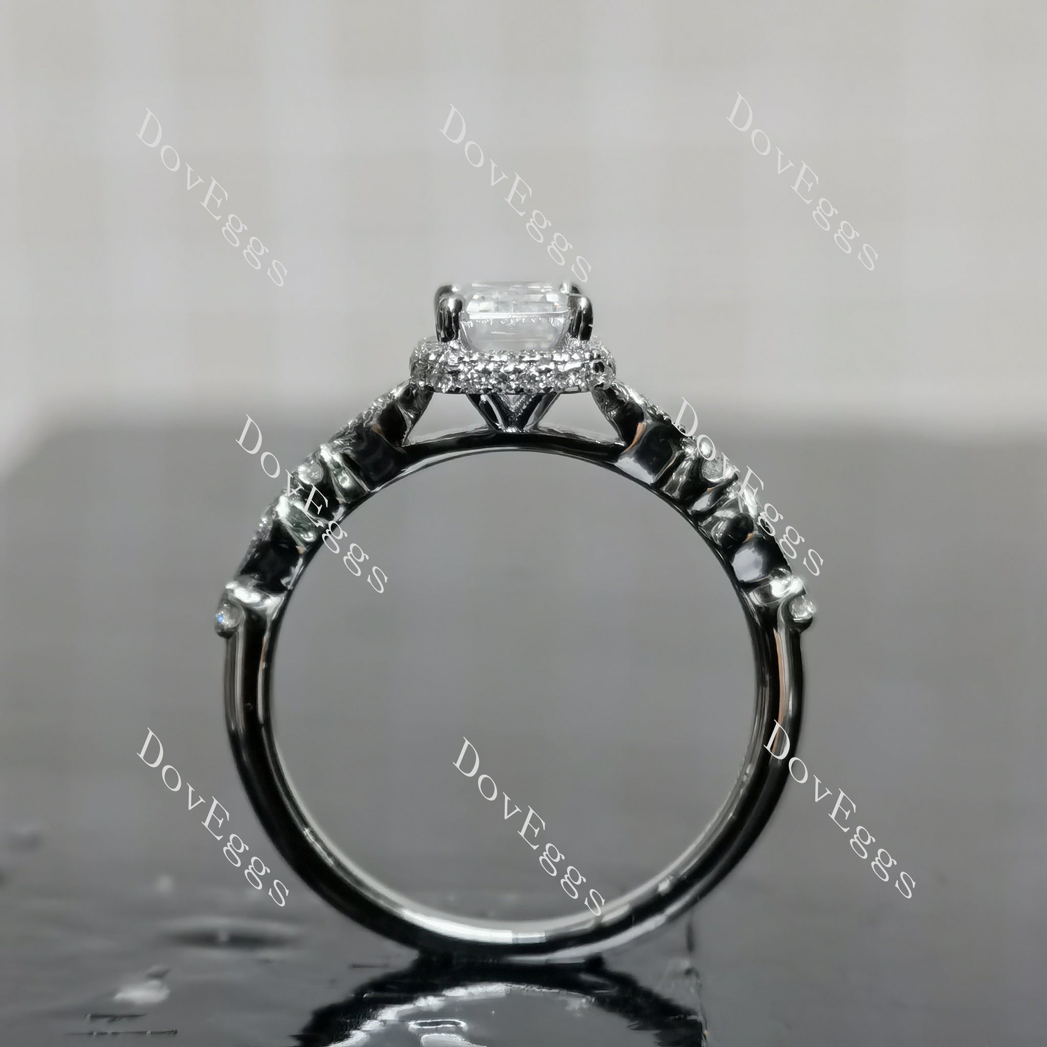 (size 6.75) Doveggs sterling silver 1ct emerald moissanite engagement ring