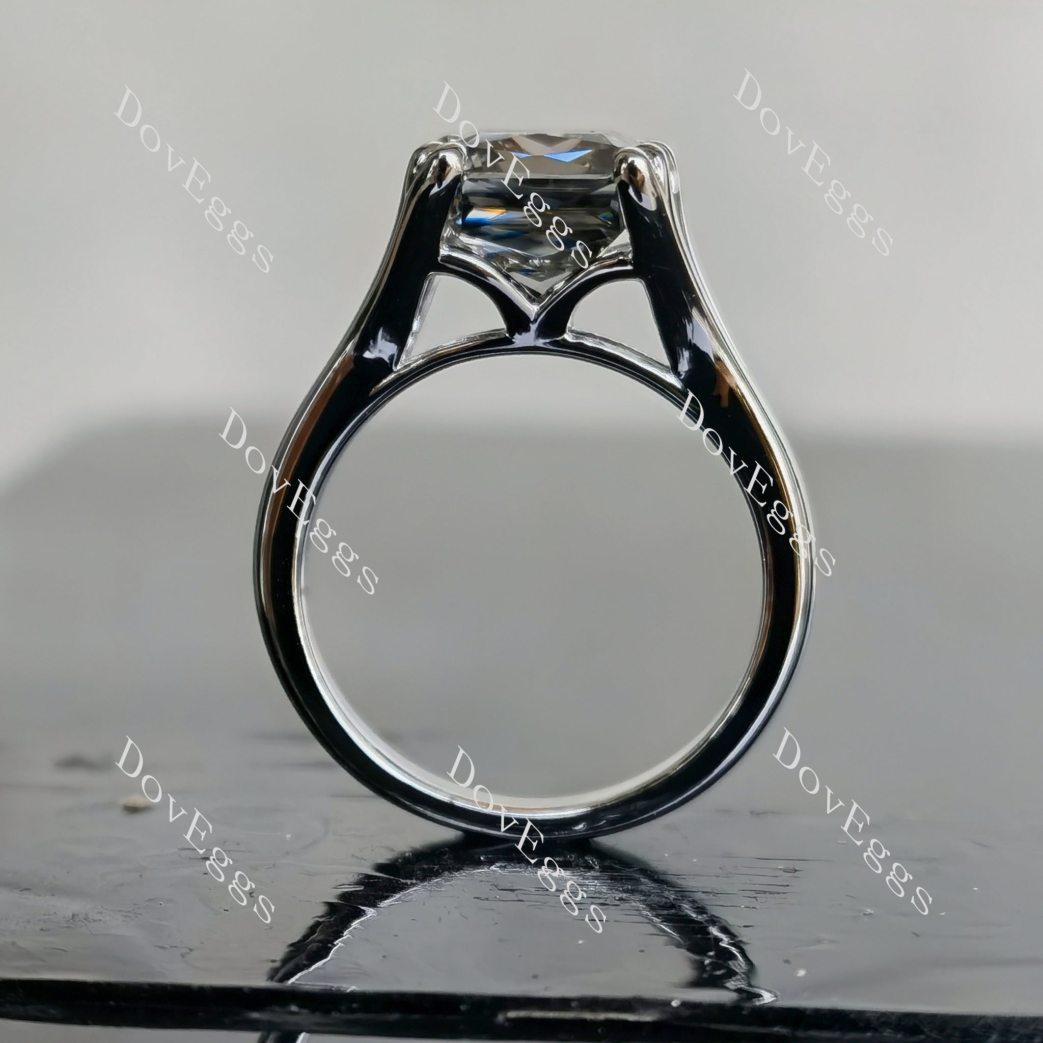 Doveggs criss cut solitaire split shank stardust grey moissanite engagement ring