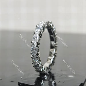 (size 8) Doveggs sterling silver 0.3ct oval moissanite wedding band