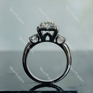 Doveggs round side-stone moissanite bridal set (2 rings)