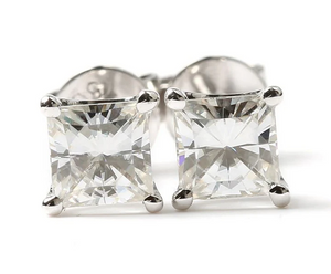 Doveggs solitaire stud earrings only semi-mount (Exclusively to DovEggs Stones)