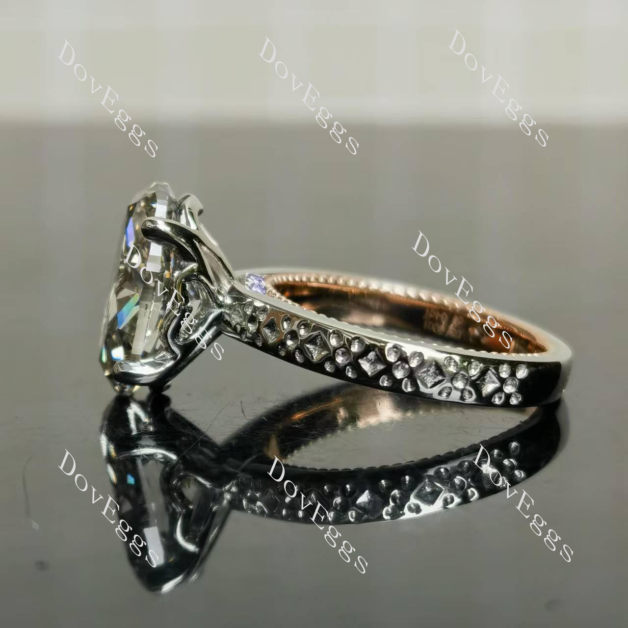 Oval vintage hidden halo moissanite engagement ring | Doveggs