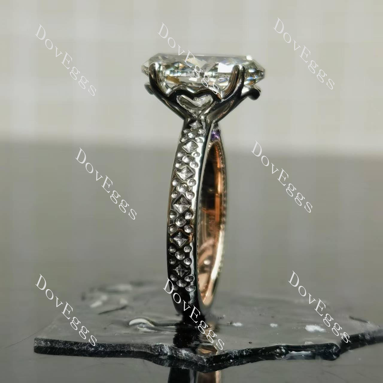 Oval vintage hidden halo moissanite engagement ring | Doveggs