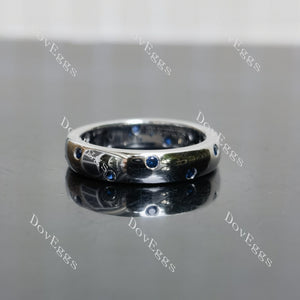 (size 5) Doveggs sterling silver round moissanite wedding band