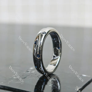 (size 5) Doveggs sterling silver round moissanite wedding band