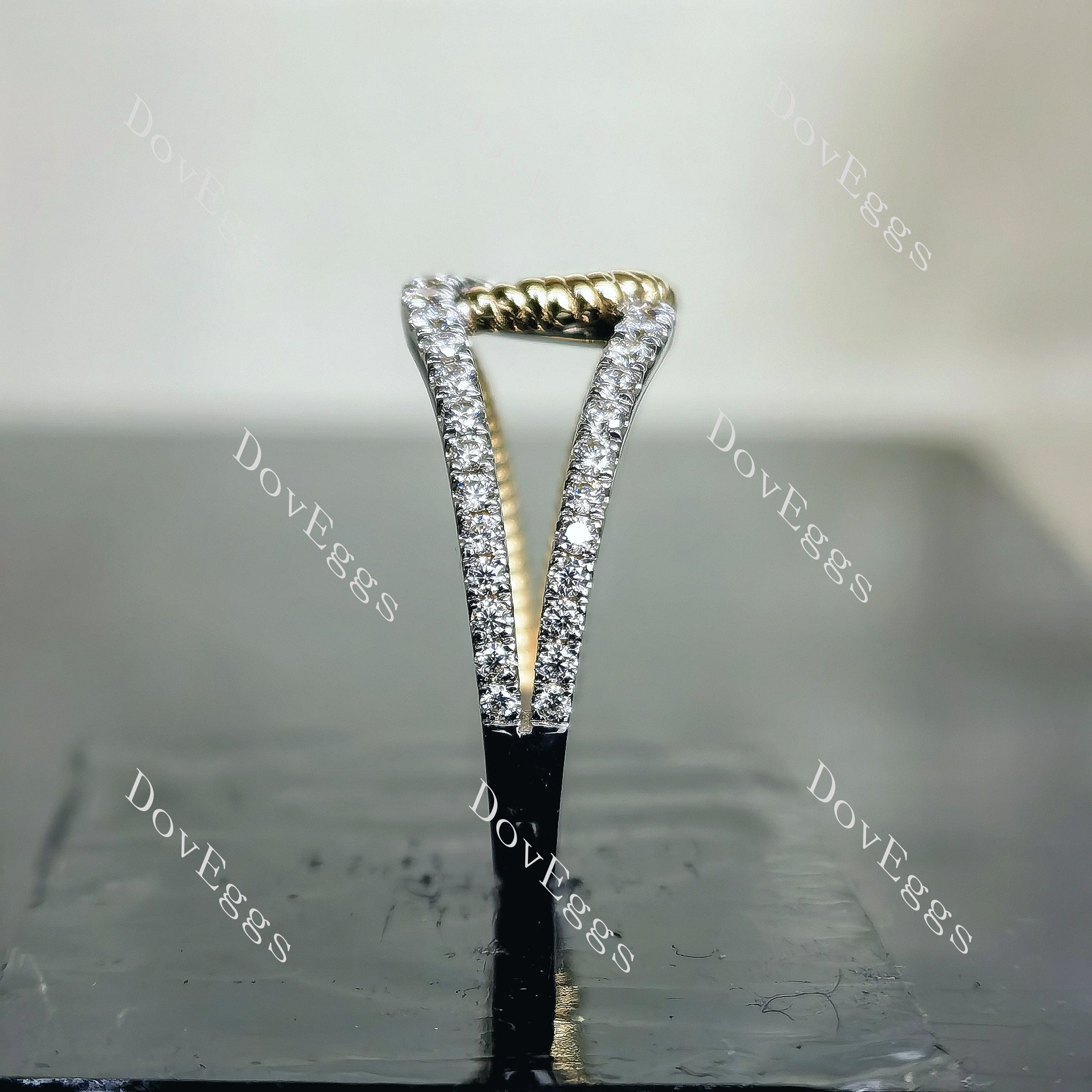 Doveggs round pave split shank moissanite/lab grown diamond wedding band-2.1mm band width