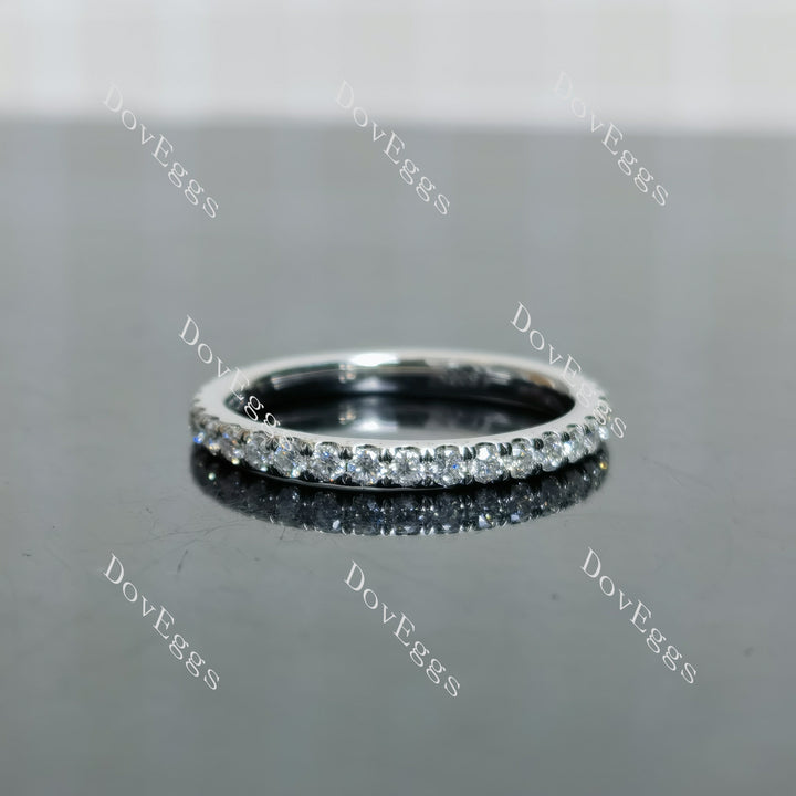 (size 7) Doveggs sterling silver round moissanite wedding band
