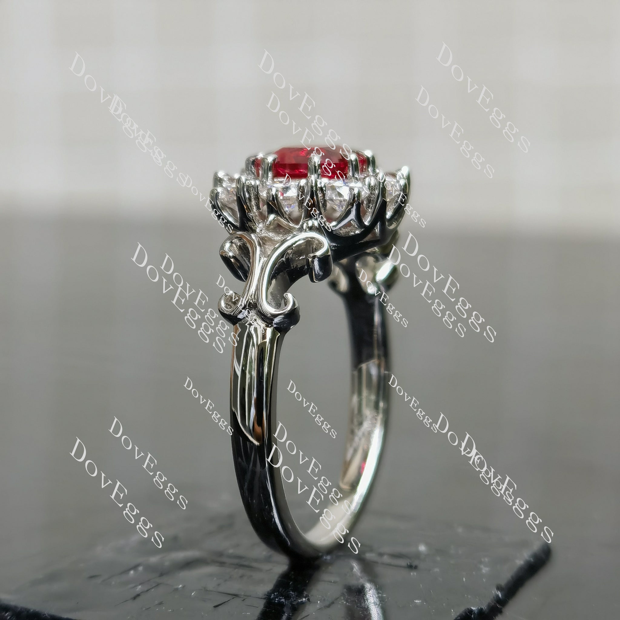 (size7.5) Doveggs 1ct cushion ruby moissanite engagement ring