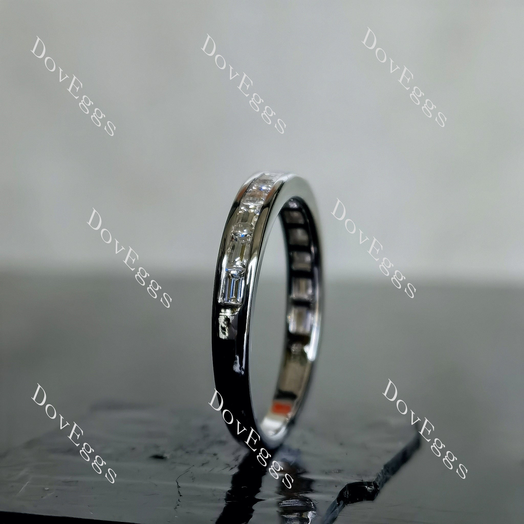 Doveggs baguette channel set moissanite/lab grown diamond wedding band-2.4mm band width