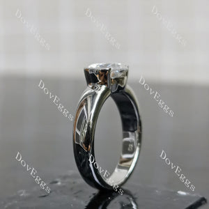(size 6)Doveggs sterling silver 2ct Round moissanite engagement ring