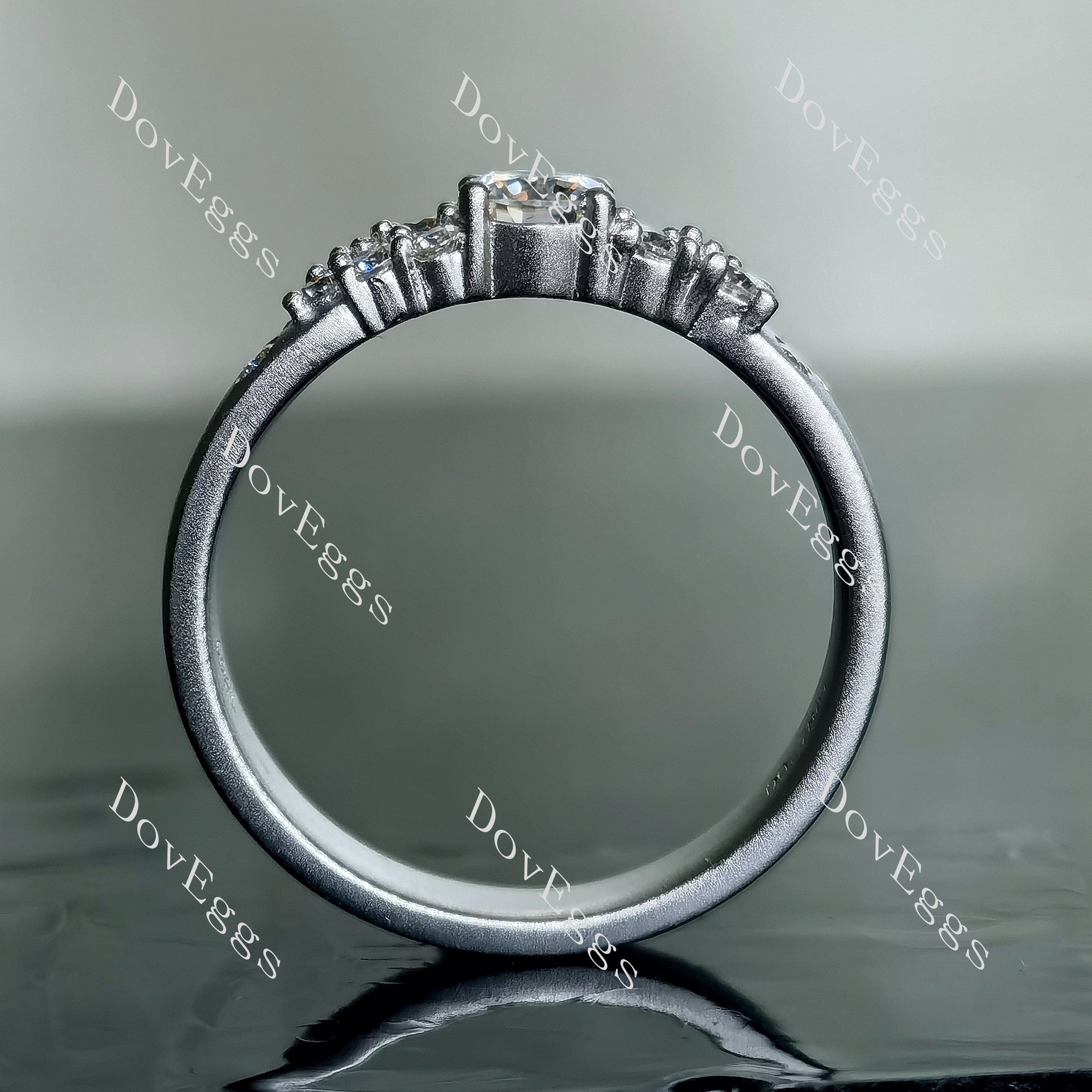 Doveggs round art deco moissanite wedding band-4.0mm band width