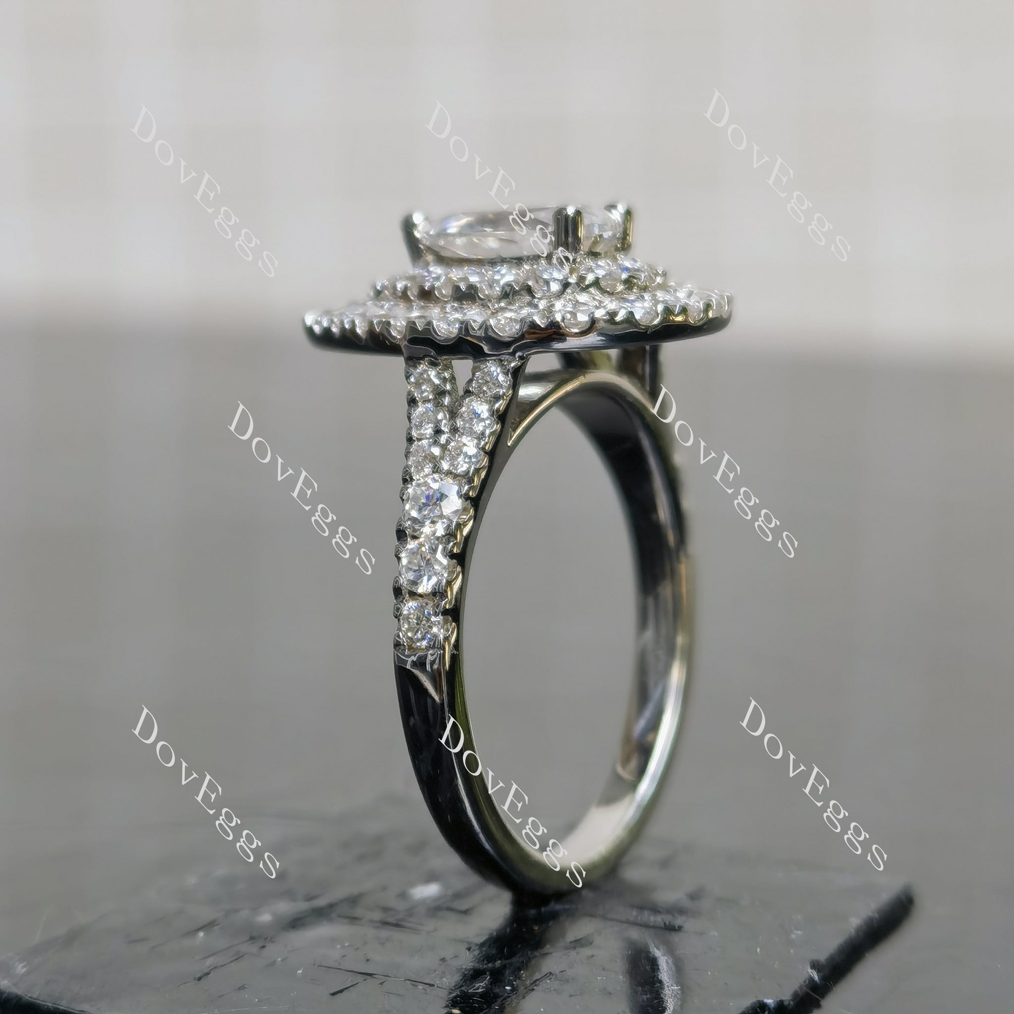 (size 7) Doveggs sterling silver 1.25ct pear moissanite engagement ring