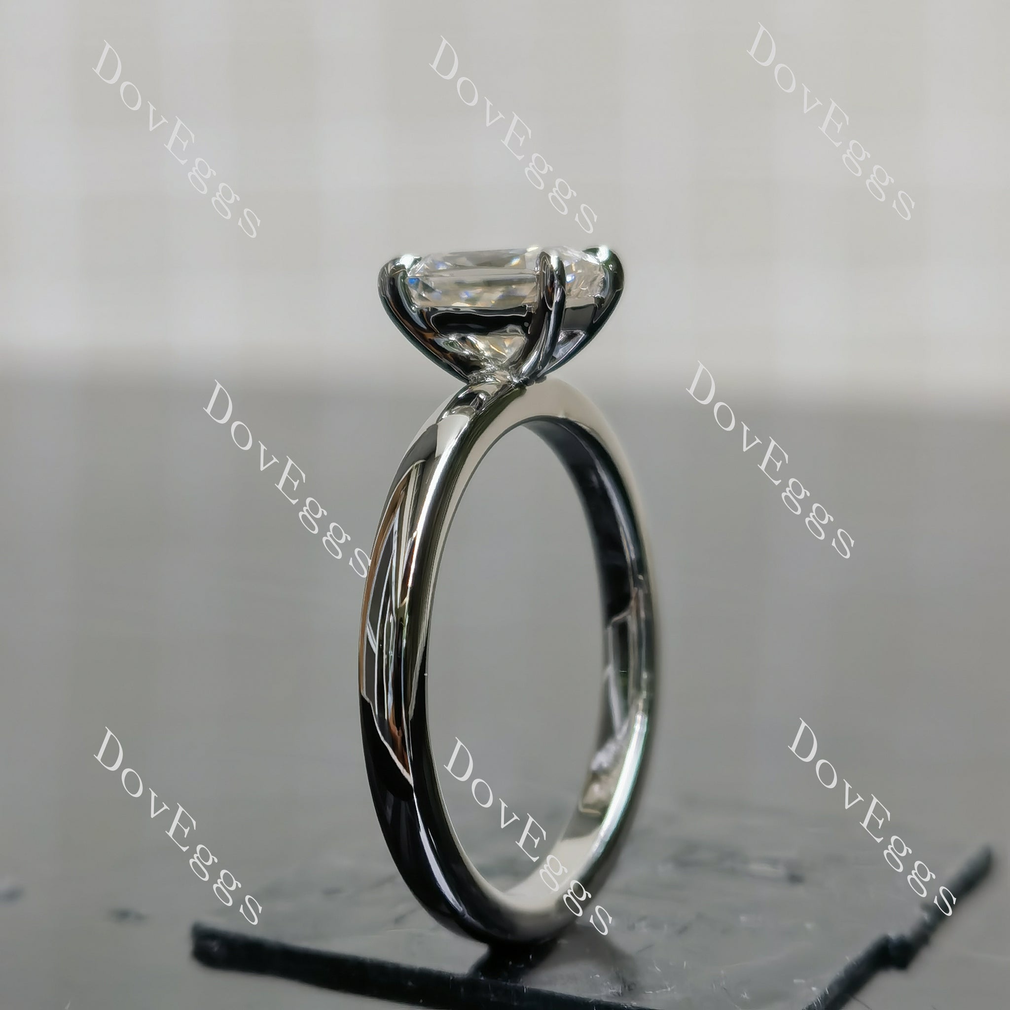 (size 5) Doveggs sterling silver 1ct Radiant moissanite engagement ring