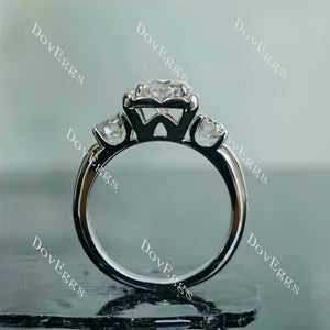 Doveggs round side-stone moissanite engagement ring