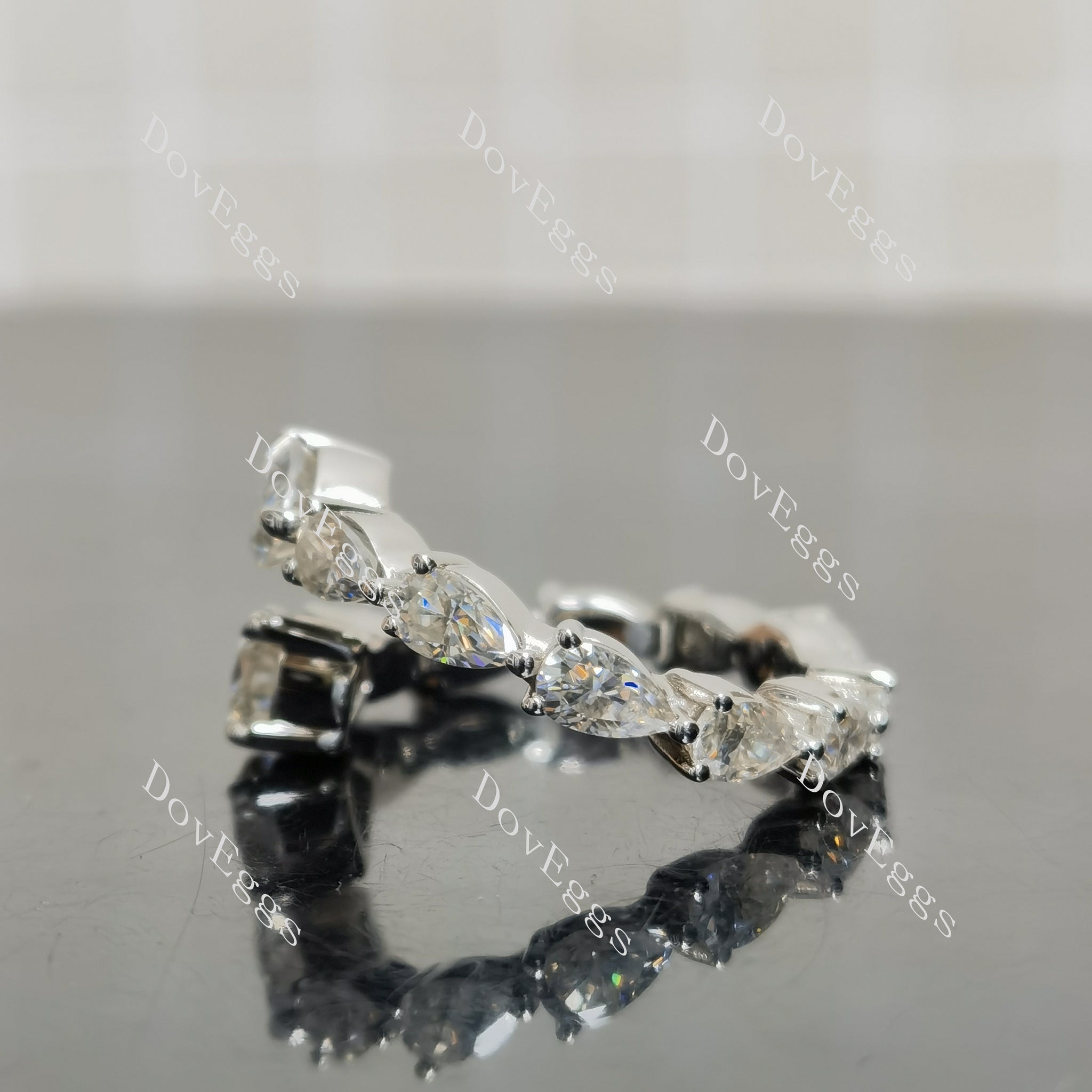(size 5.5) Doveggs sterling silver 2 pcs pear moissanite wedding band