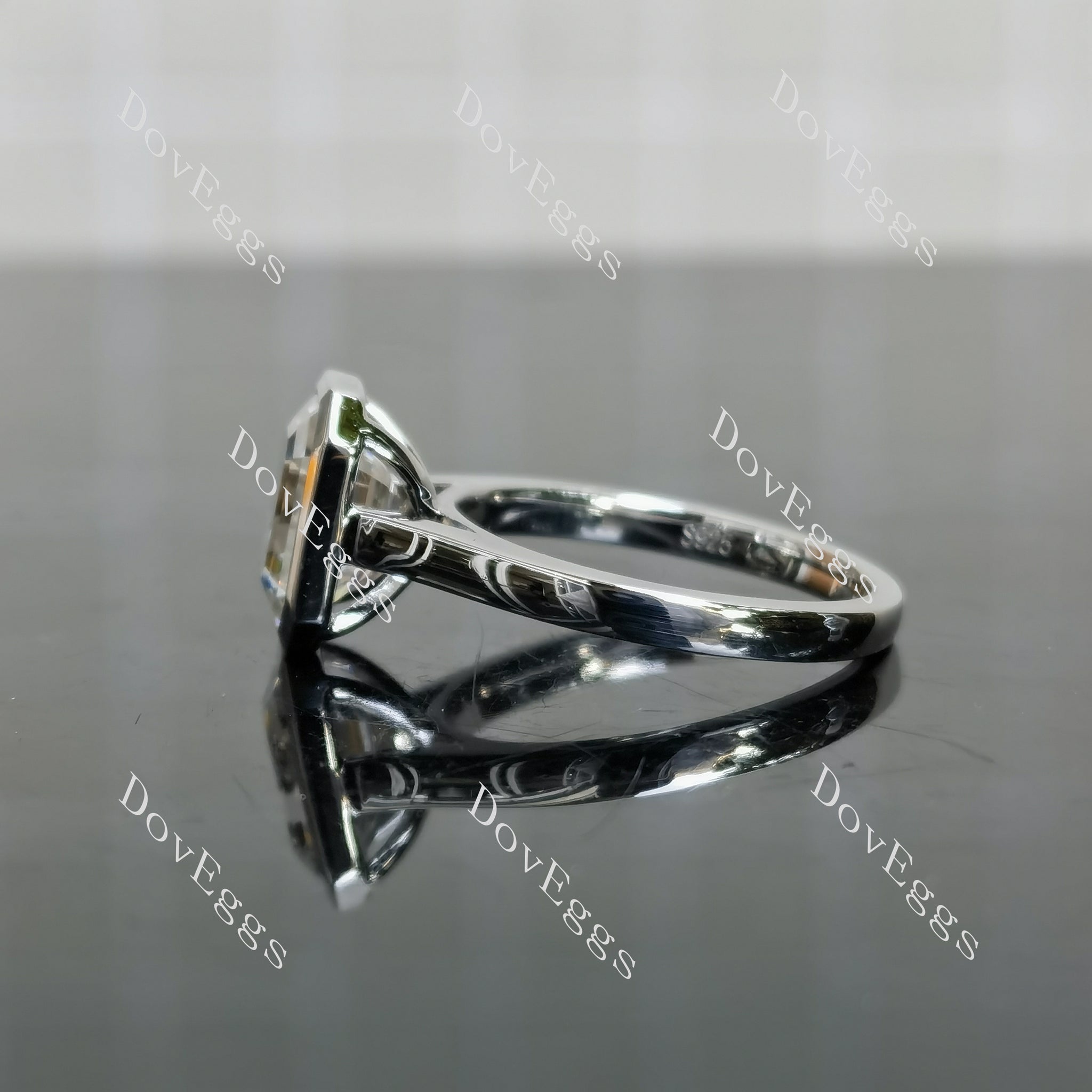 Doveggs Elizabeth Taylor Krupp Cut bezel solitaire moissanite engagement ring