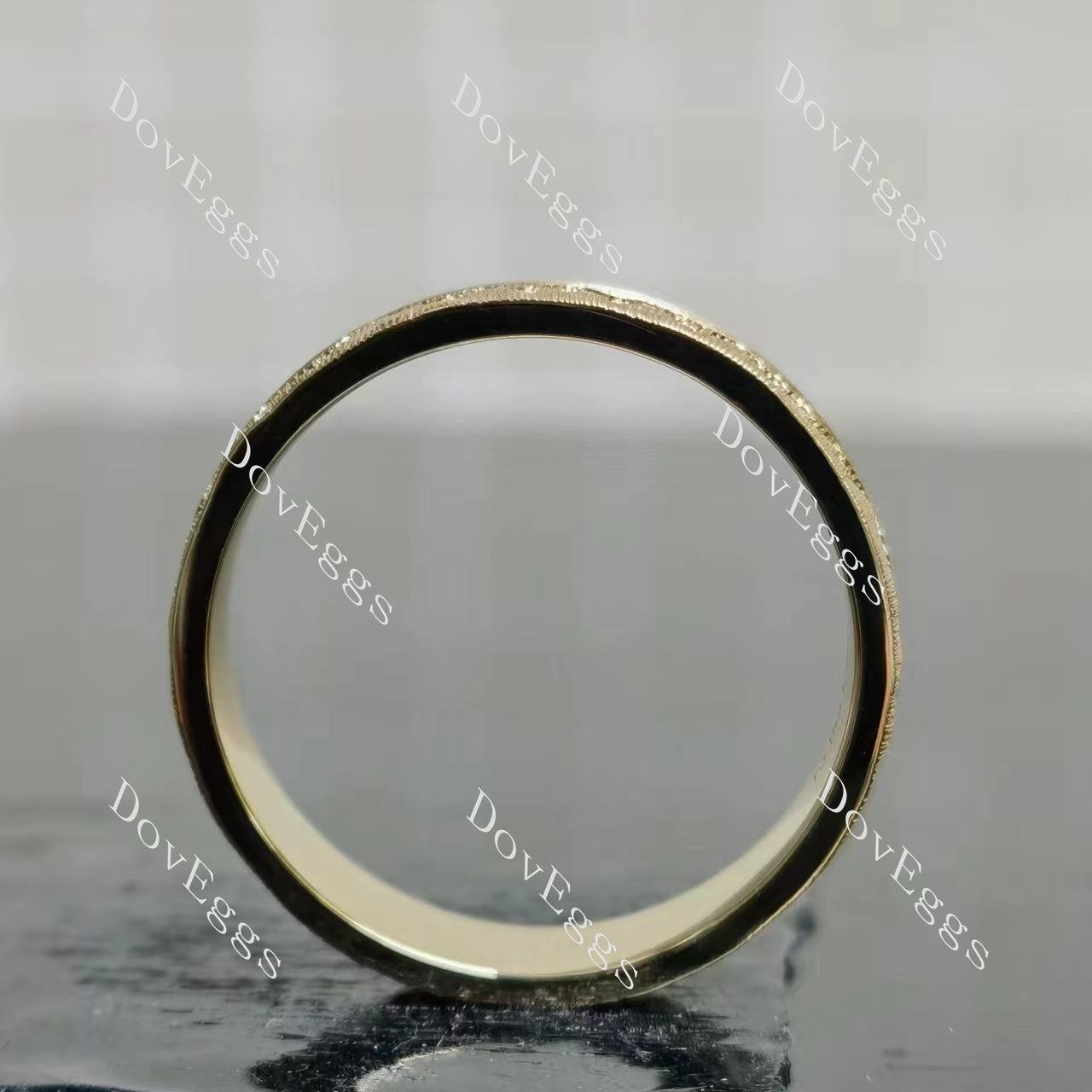 Doveggs mountain carved plain band-5.5mm band width