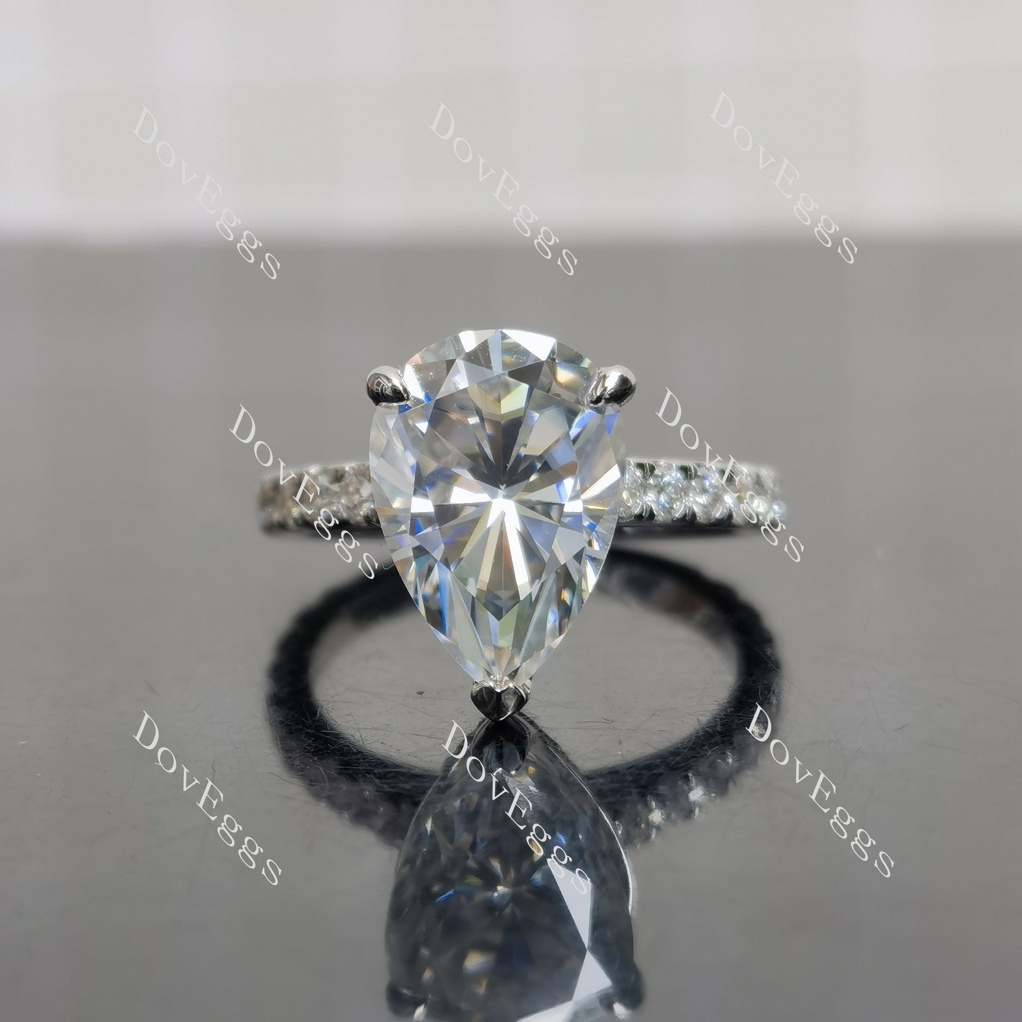 (size 6.5) Doveggs sterling silver 6ct pear pave moissanite engagement ring