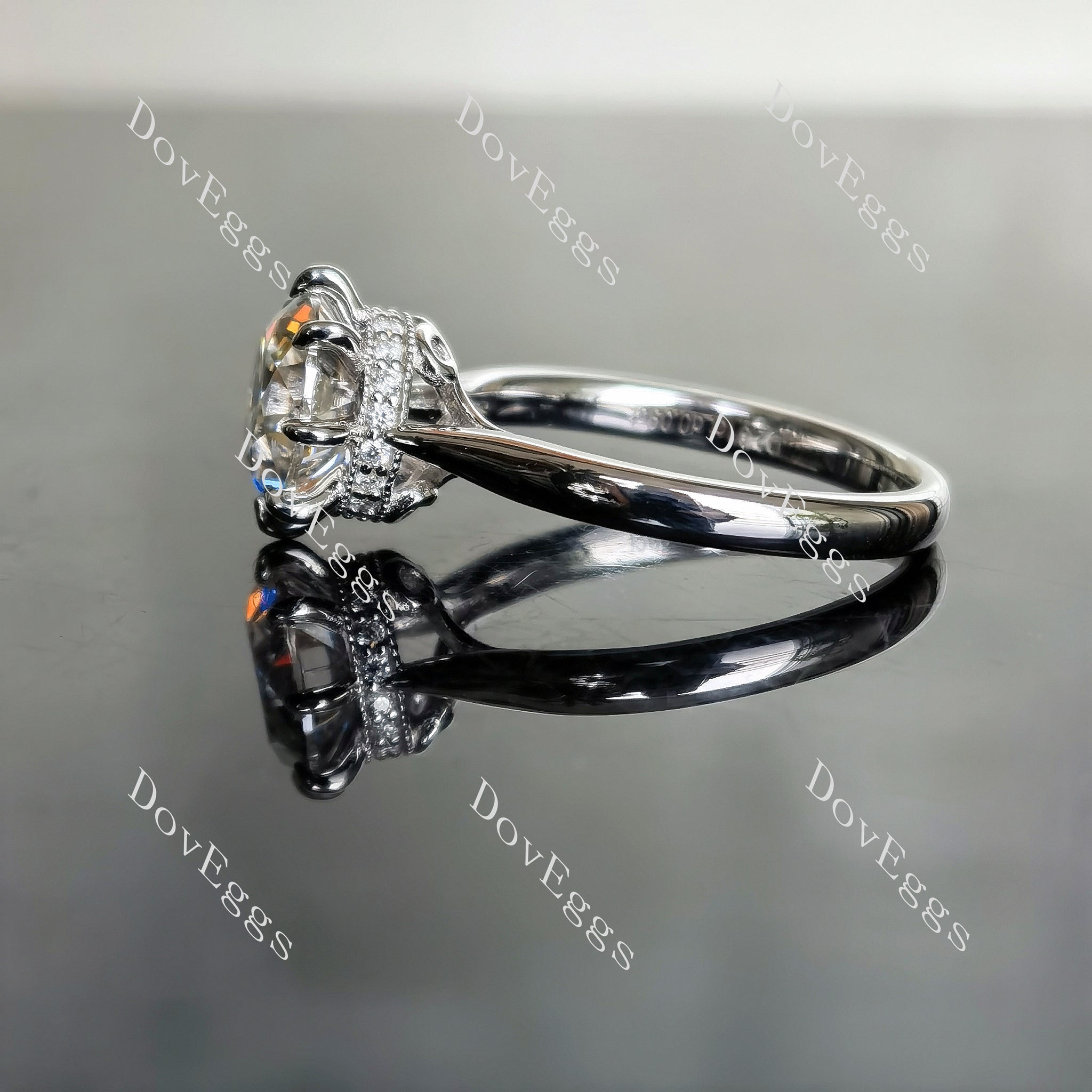 Doveggs round art deco moissanite engagement ring