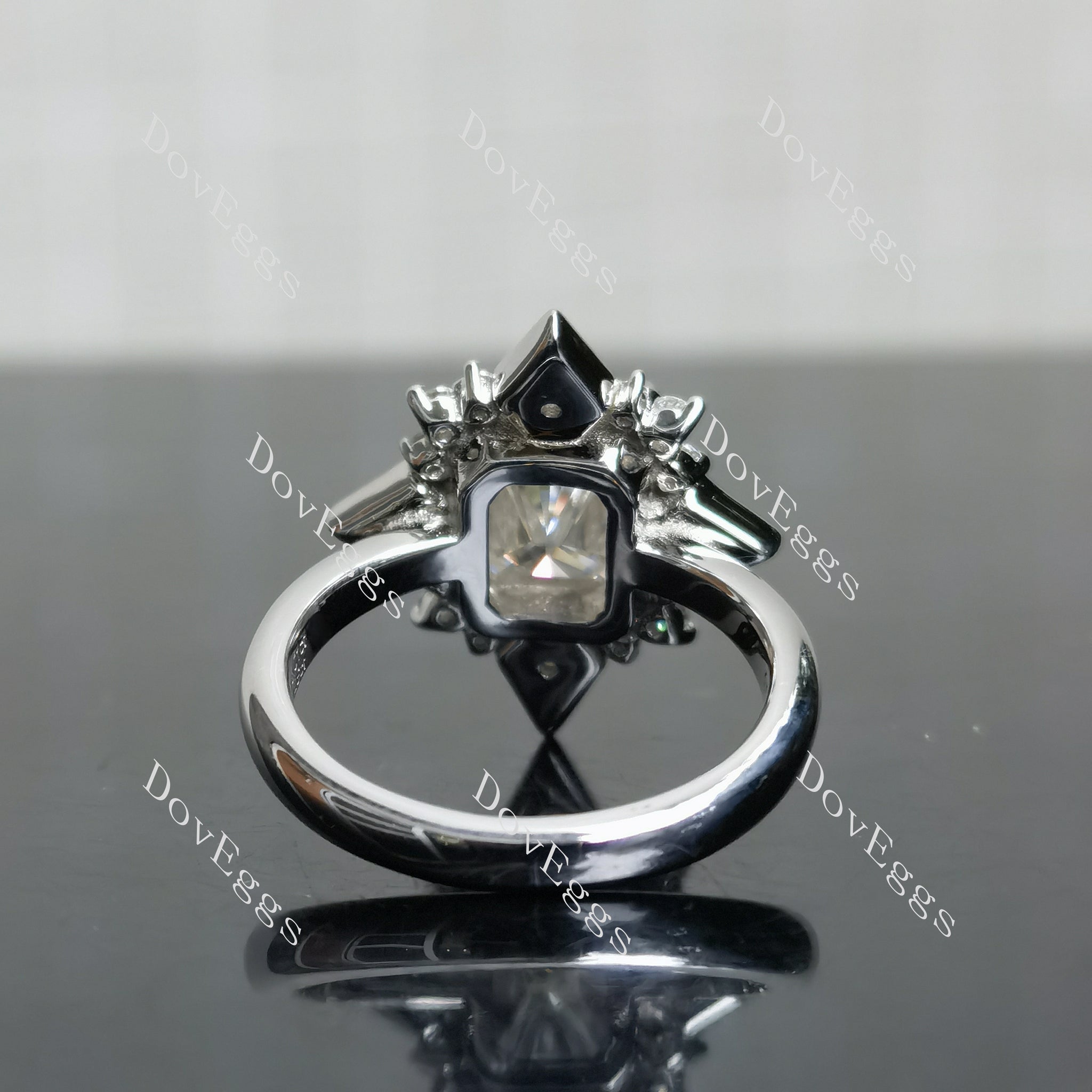 (size 6) Doveggs sterling silver 3ct radiant moissanite engagement ring