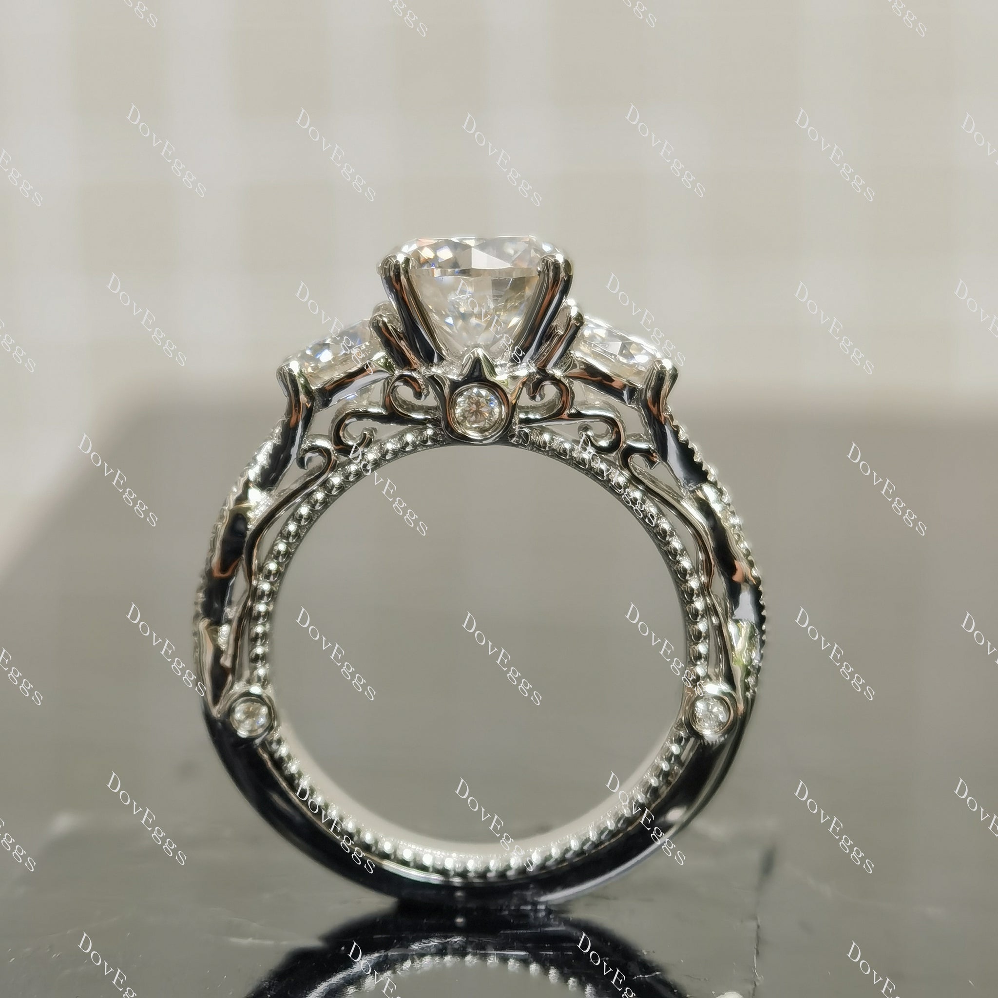 (size5.25) Doveggs 1.5ct round moissanite sterling silver engagement ring