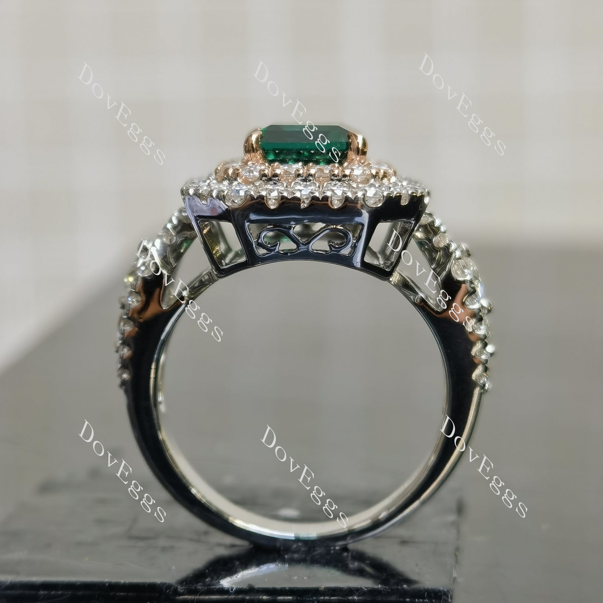 (size 7.5) Doveggs sterling silver 3ct emerald colored gem engagement ring