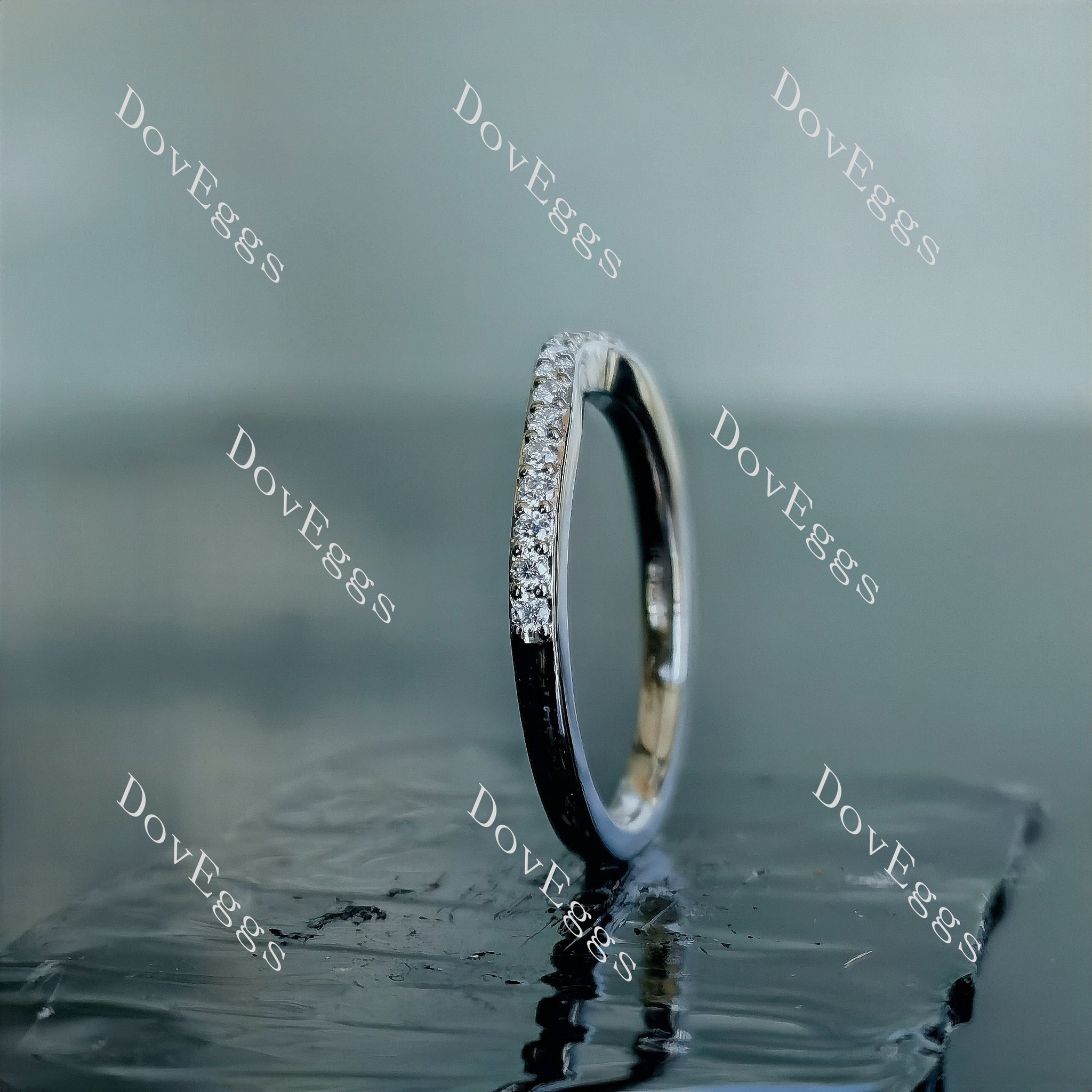 Doveggs cushion art deco moissanite bridal set (2 rings)