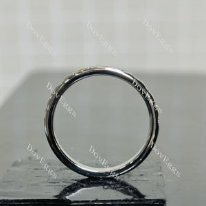 (size 7.25) Doveggs sterling silver round moissanite wedding band