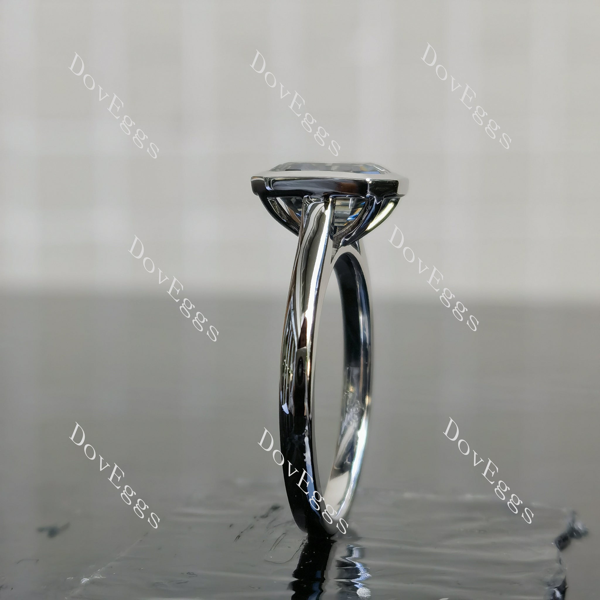 Doveggs Elizabeth Taylor krupp cut bezel solitaire stardust grey moissanite engagement ring