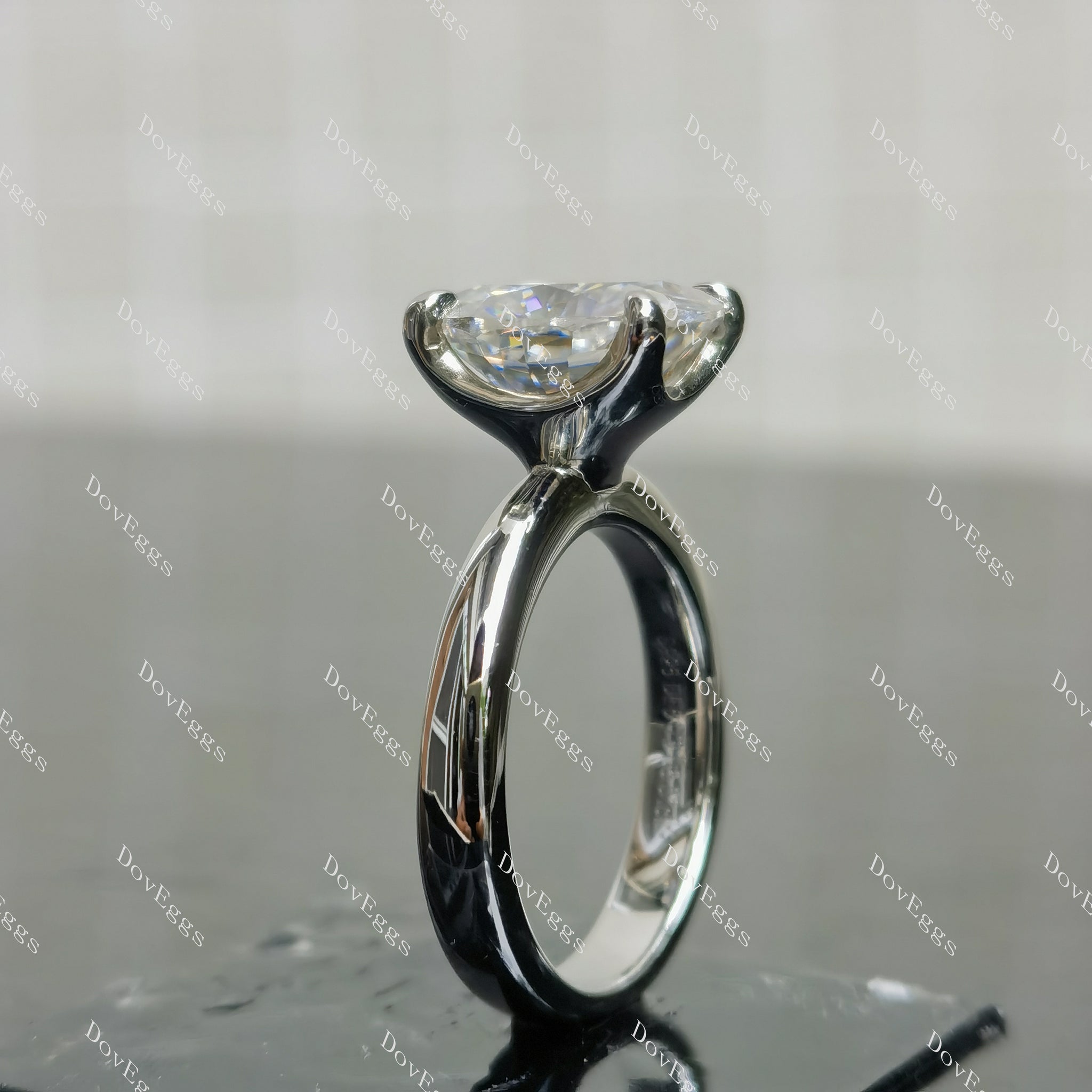 (size 6) Doveggs sterling silver 5ct oval moissanite engagement ring