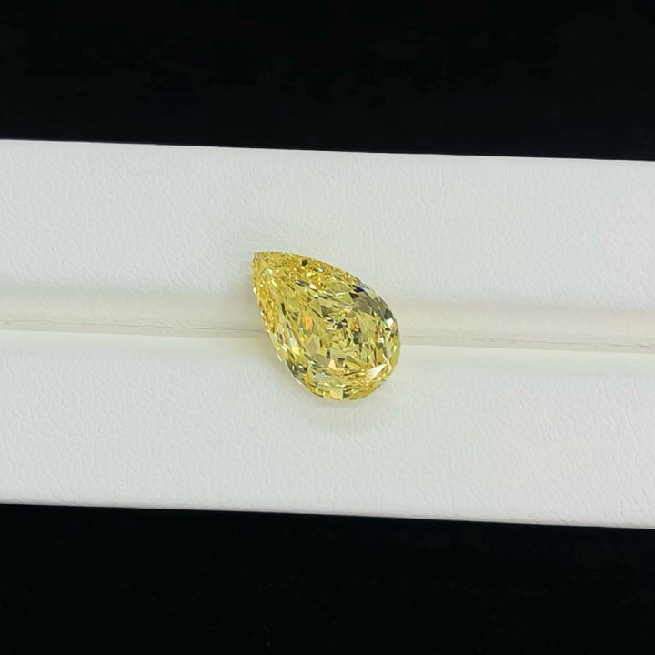 DovEggs 4.66ct pear fancy vivid yellow VS1-LAB GROWN DIAMOND-EVD771642742