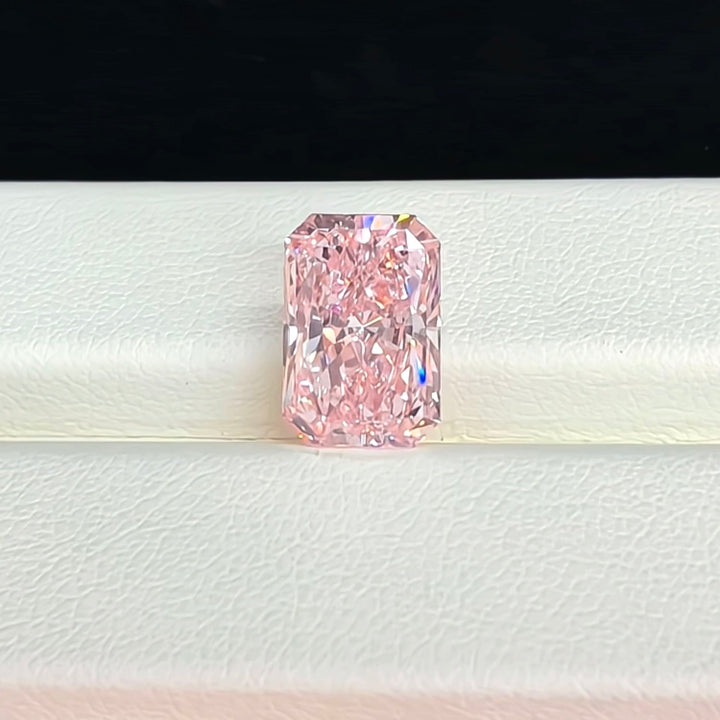 DovEggs 4.03ct radiant fancy vivid pink VS1-LAB GROWN DIAMOND-EVD779604623