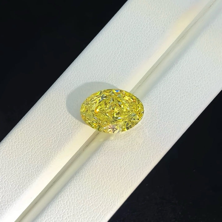 DovEggs 6.06ct oval fancy intense yellow VVS2-LAB GROWN DIAMOND-EVD738531052