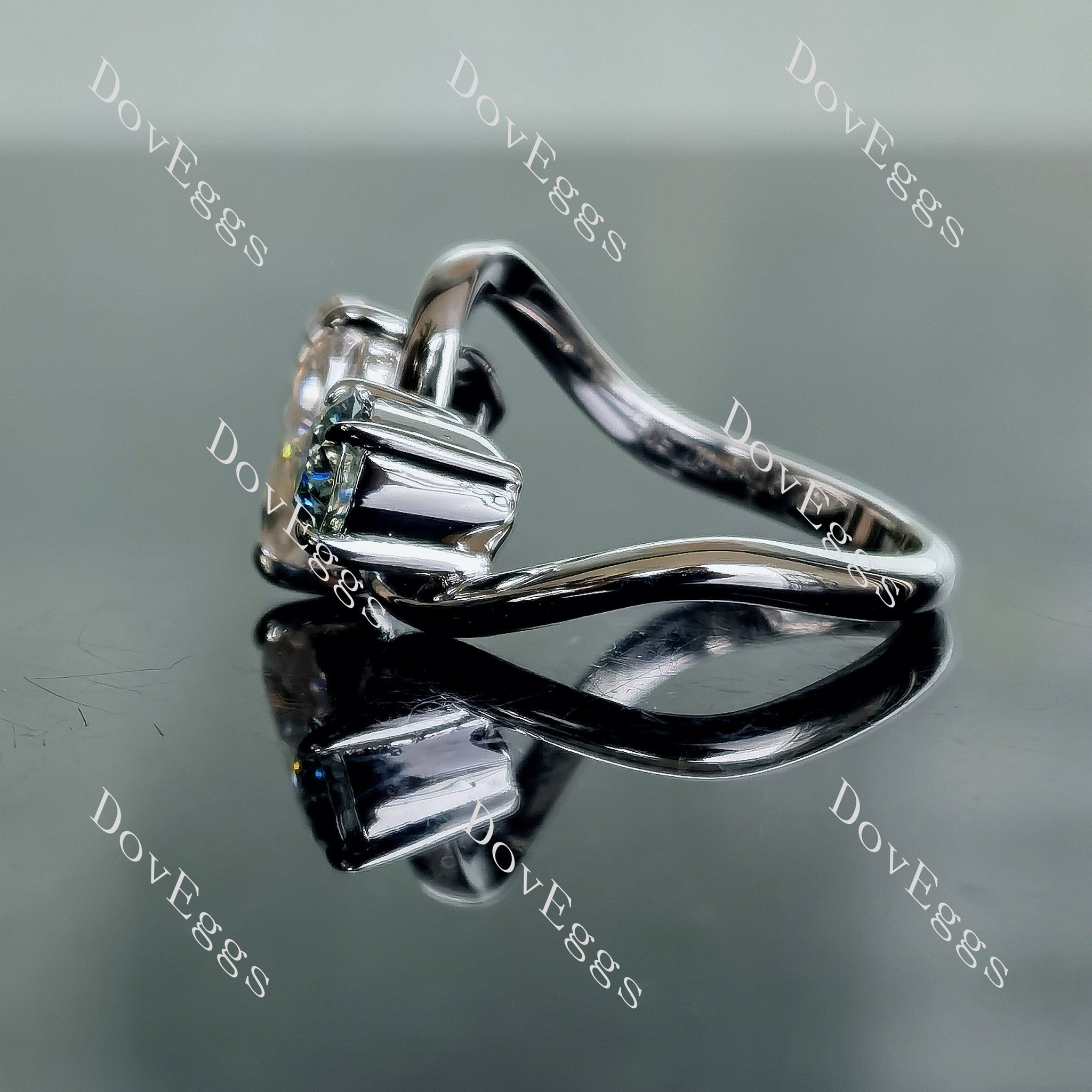 Doveggs pear two stones moissanite engagement ring