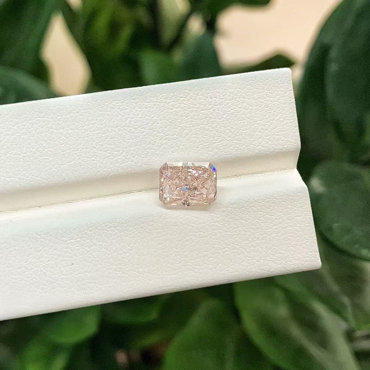 DovEggs 1.68ct radiant fancy vivid pink VS1-LAB GROWN DIAMOND-EVD6206017058