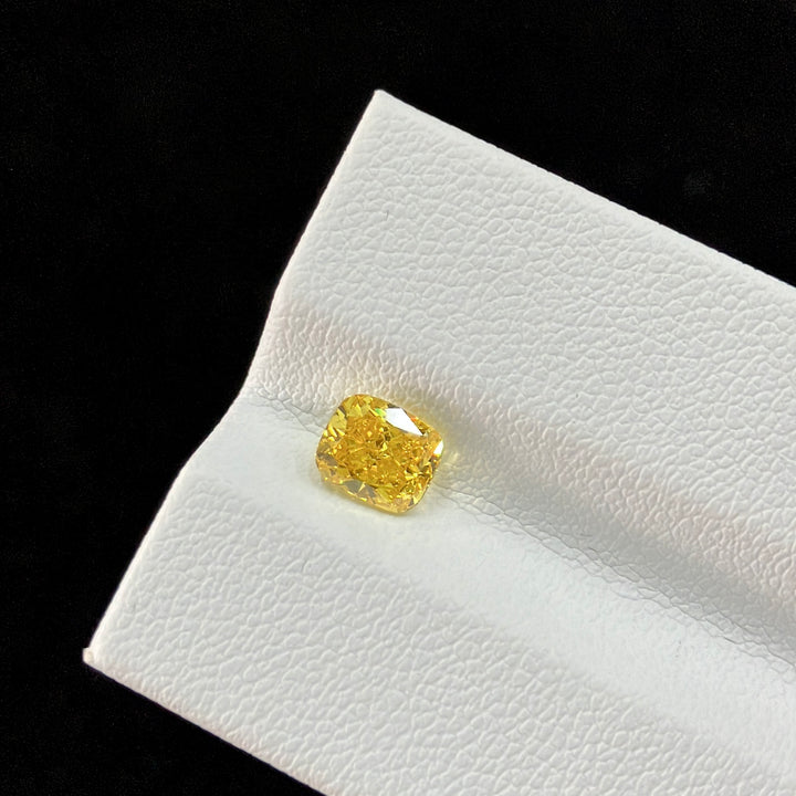 DovEggs 0.59ct cushion fancy vivid yellow VVS2-LAB GROWN DIAMOND-EVD6206017322