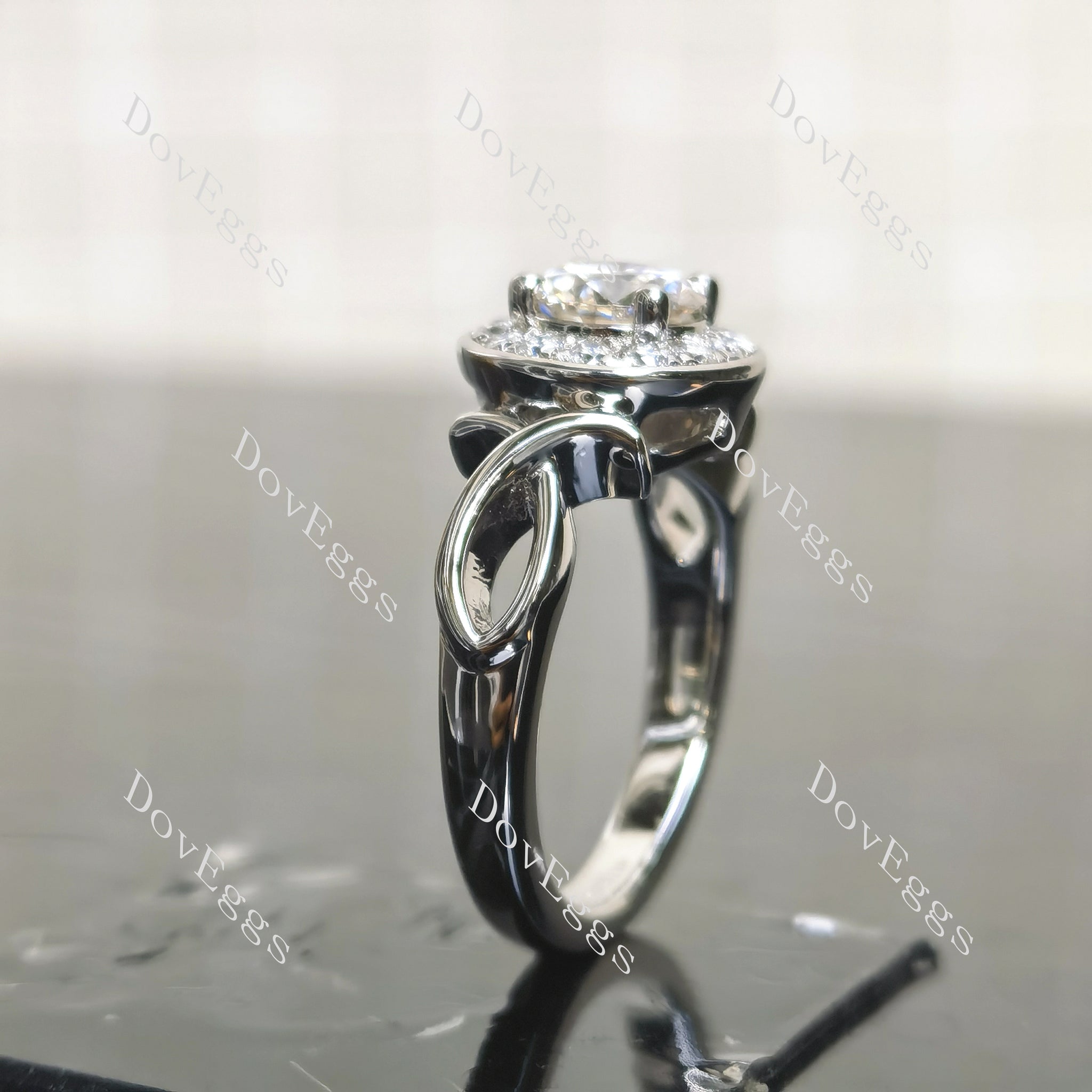 (size 6/7) Doveggs sterling silver pave oval/round moissanite ring