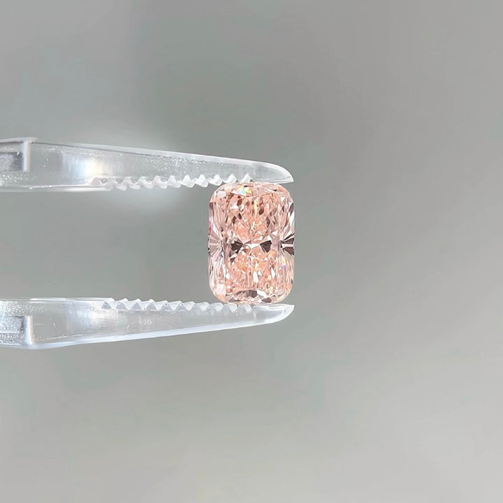 DovEggs 1.54ct cushion fancy intense pink VS1-LAB GROWN DIAMOND-EVD810614814