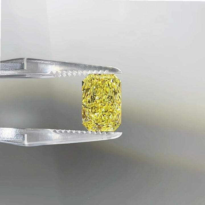 DovEggs 3.83ct radiant fancy vivid yellow VS1-LAB GROWN DIAMOND-EVD713527921