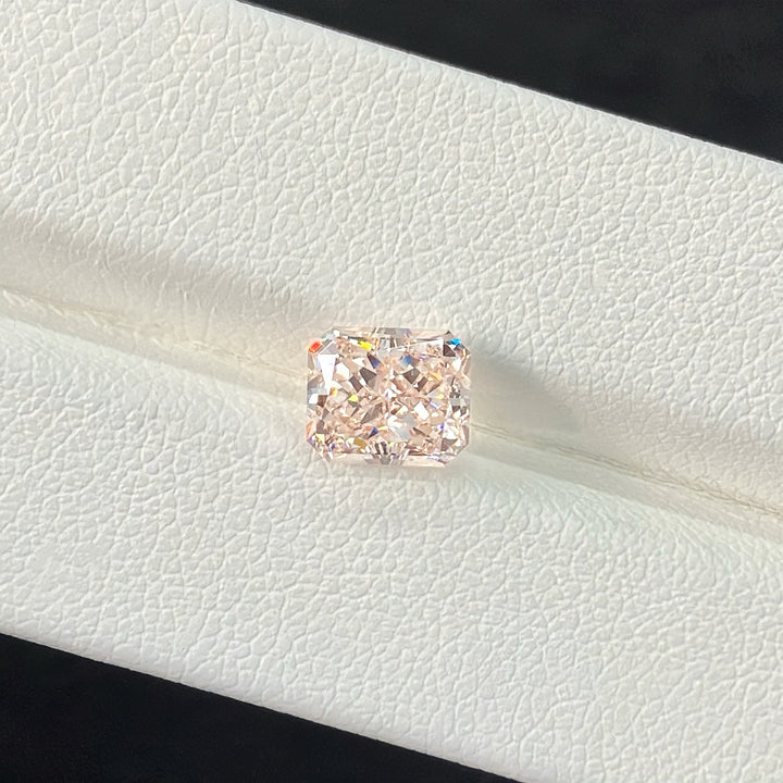 DovEggs 1.52ct radiant fancy intense pink VVS2-LAB GROWN DIAMOND-EVD6206016528
