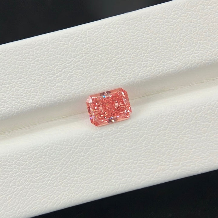 DovEggs 1.21ct radiant fancy vivid pink VS2-LAB GROWN DIAMOND-EVD6206017267