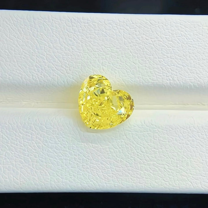 DovEggs 2.57ct heart fancy vivid yellow VS1-LAB GROWN DIAMOND-EVD804602282