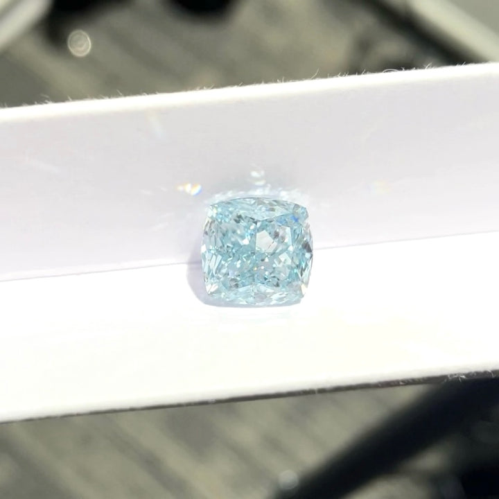 DovEggs 4.05ct cushion fancy vivid blue VS1-LAB GROWN DIAMOND-EVD826605420