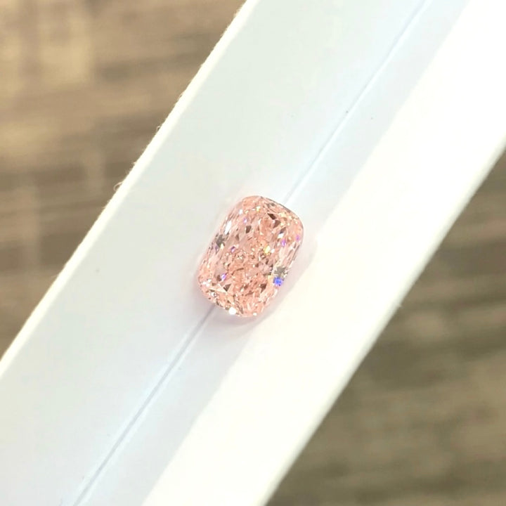 DovEggs 3.52ct cushion fancy vivid pink VS1-LAB GROWN DIAMOND-EVD801684071