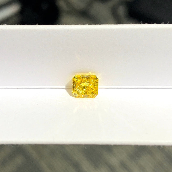 DovEggs 0.74ct radiant fancy vivid yellow VS1-LAB GROWN DIAMOND-EVD6206017349