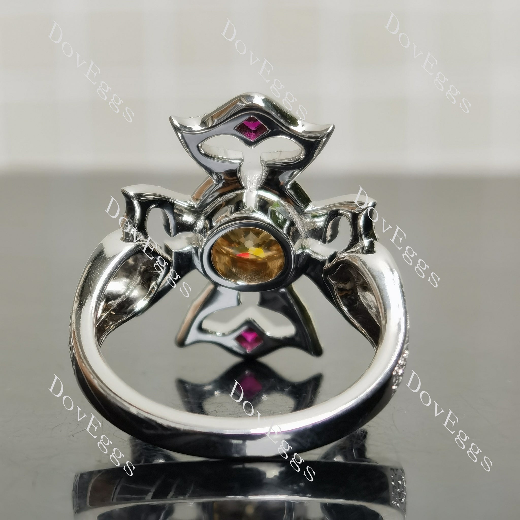 (size 5) Doveggs sterling silver 2ct Round champagne moissanite engagement ring