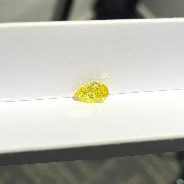 DovEggs 0.75ct pear fancy vivid yellow VS1-LAB GROWN DIAMOND-EVD6206017386