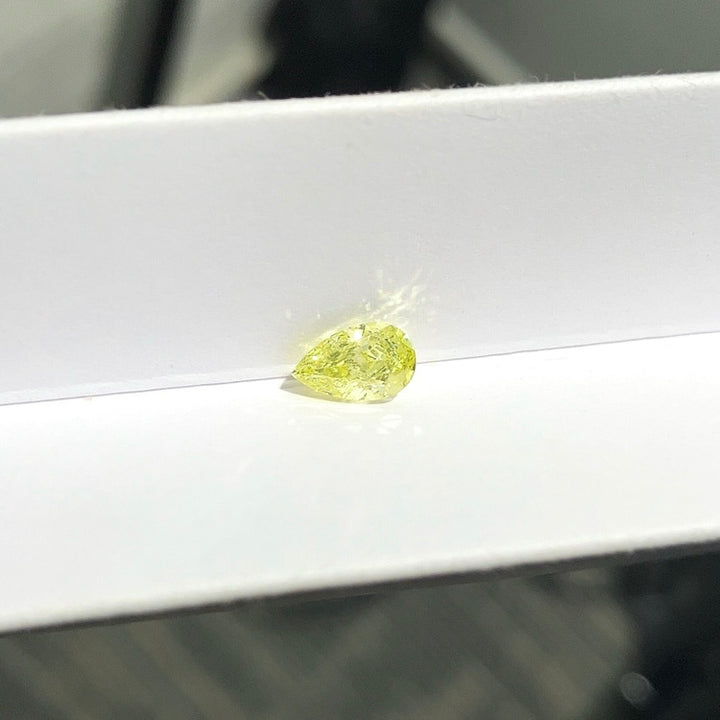 DovEggs 0.74ct pear fancy intense yellow VS1-LAB GROWN DIAMOND-EVD6206017411